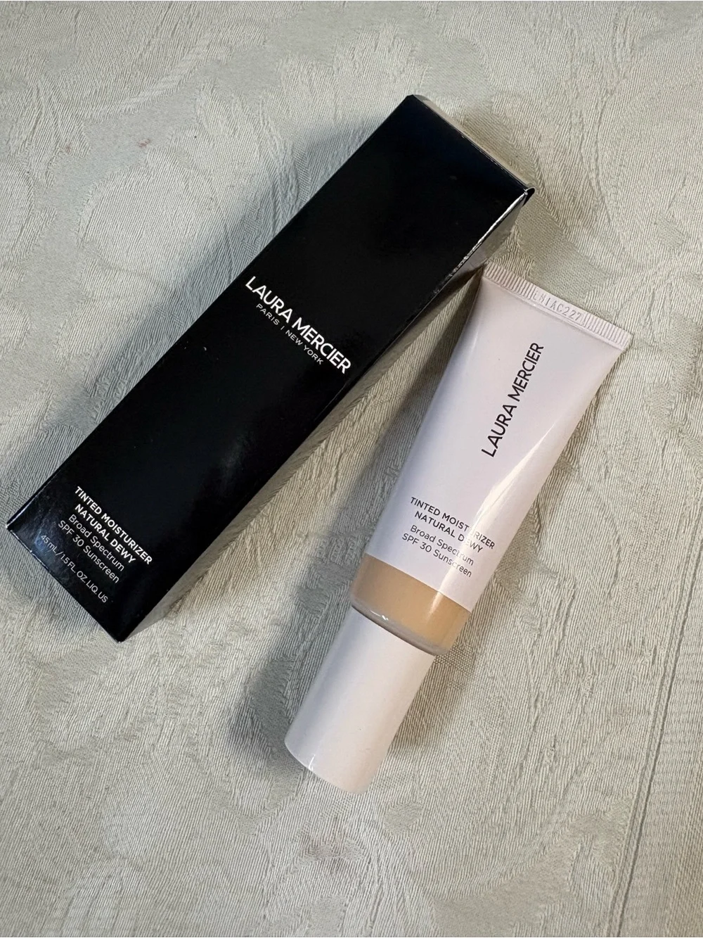 Laura Mercier Tinted Moisturizer Foundation 1W Blonde BNIB